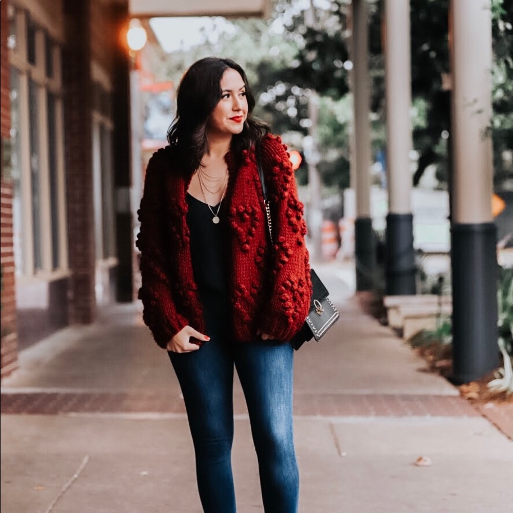Heart pom cardi